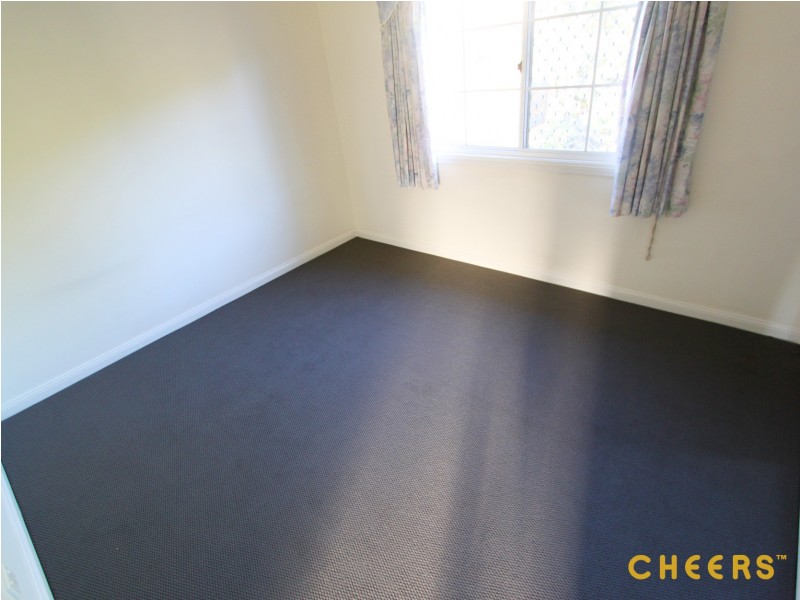 18 Lindfield Circuit, Robertson QLD 4109