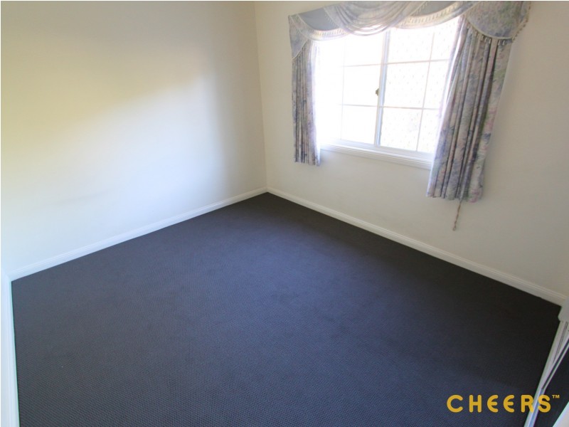 18 Lindfield Circuit, Robertson QLD 4109