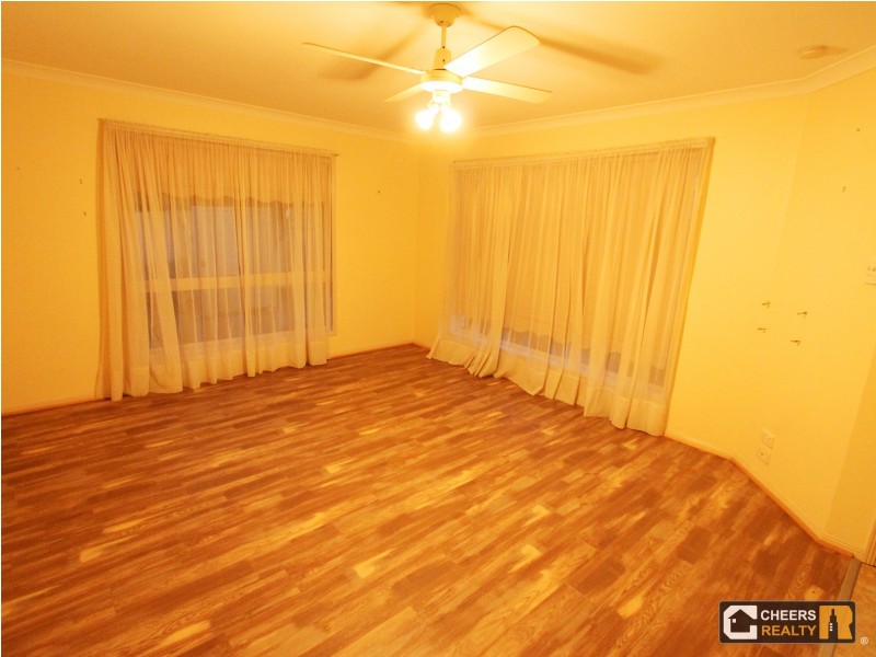 8 Vista Circuit, Runcorn QLD 4113