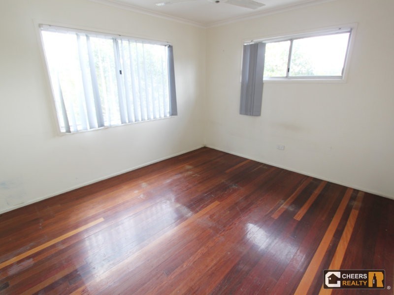 495 Broadwater Road, Mansfield QLD 4122