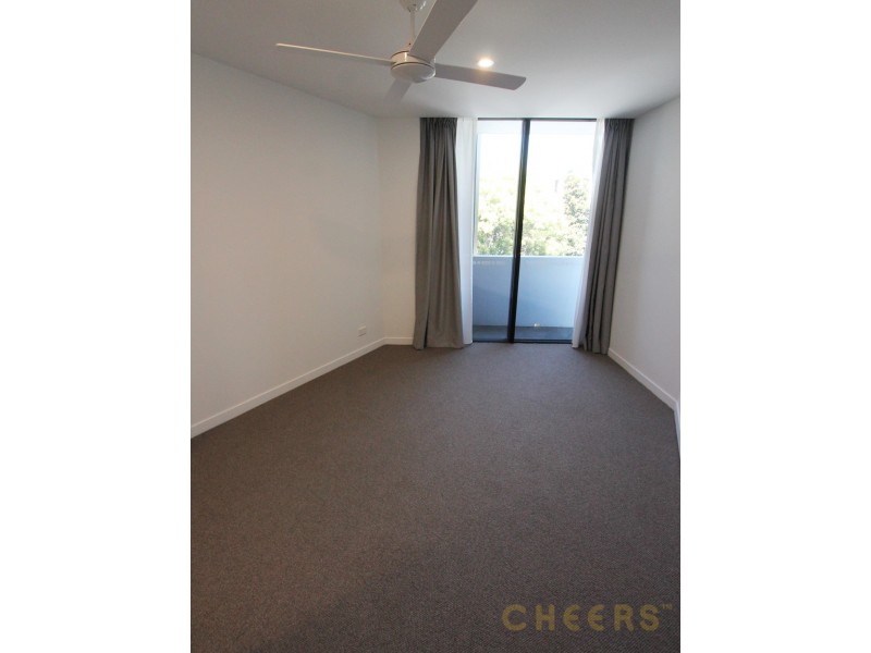 9 Lapraik Street, Albion QLD 4010