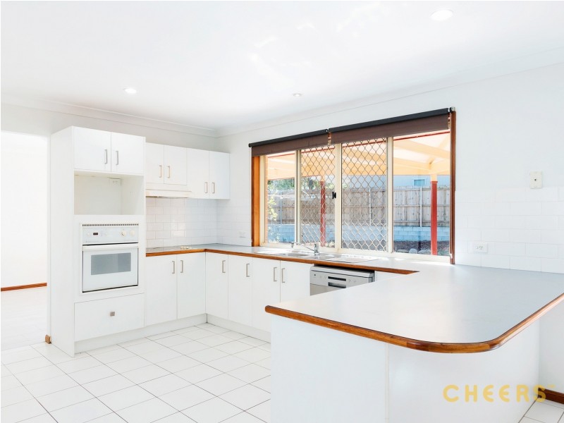 2 Aspen Crescent, Parkinson QLD 4115