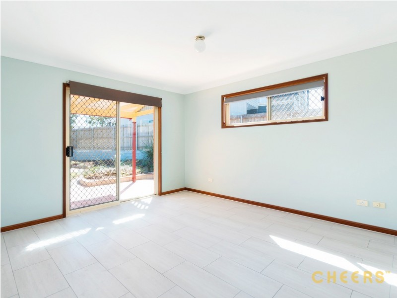 2 Aspen Crescent, Parkinson QLD 4115
