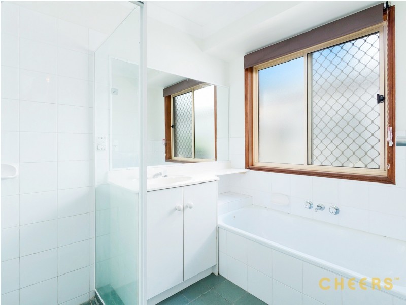 2 Aspen Crescent, Parkinson QLD 4115