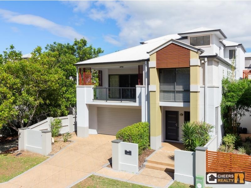 37 Greenway Circuit, Mount Ommaney QLD 4074