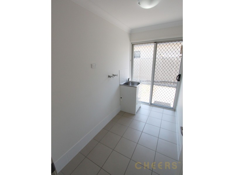 68 Redgum Drive, Regents Park QLD 4118