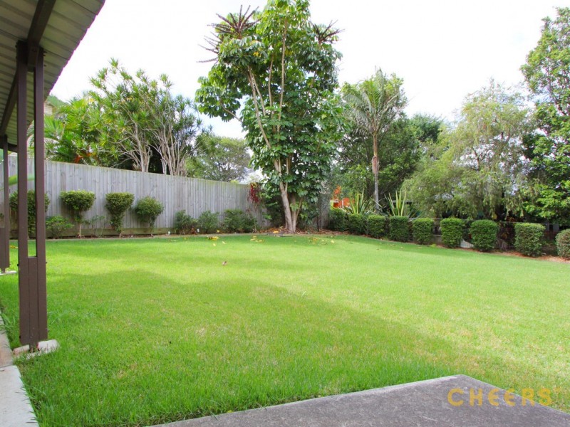 659 Mains Road, Macgregor QLD 4109
