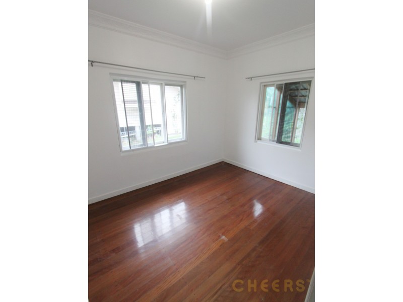 3 Delsie Street, Cannon Hill QLD 4170