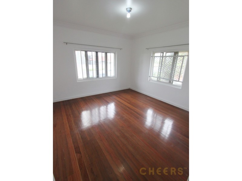 3 Delsie Street, Cannon Hill QLD 4170