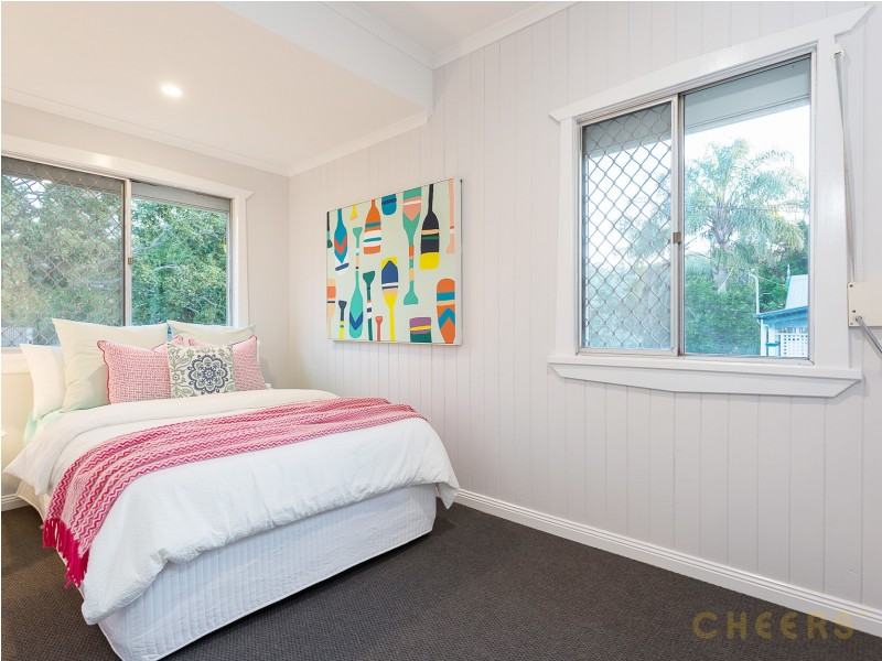 62 Broadwater Road, Mount Gravatt East QLD 4122