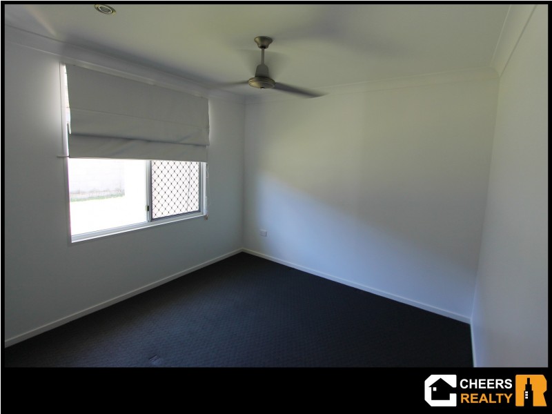 15 Broadwater Place, New Auckland QLD 4680