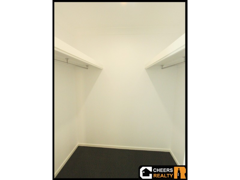 15 Broadwater Place, New Auckland QLD 4680