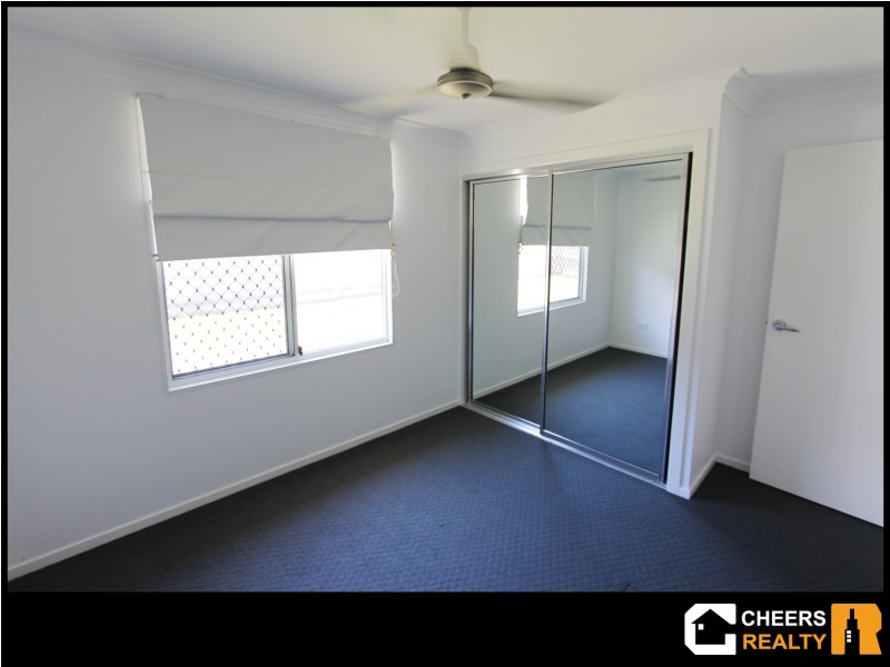 15 Broadwater Place, New Auckland QLD 4680