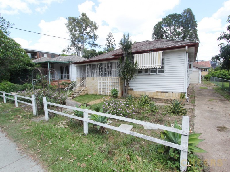 63 Fairley Street, Indooroopilly QLD 4068