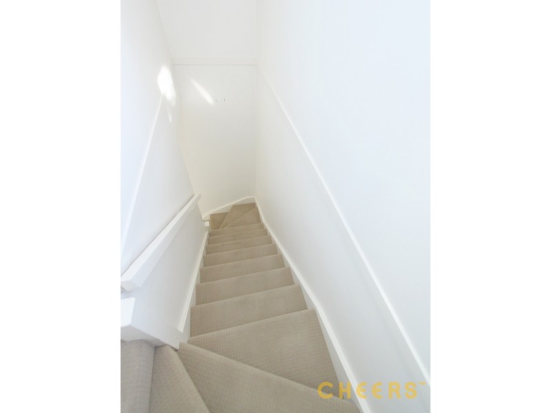 1/79 Dickenson Street, Carina QLD 4152