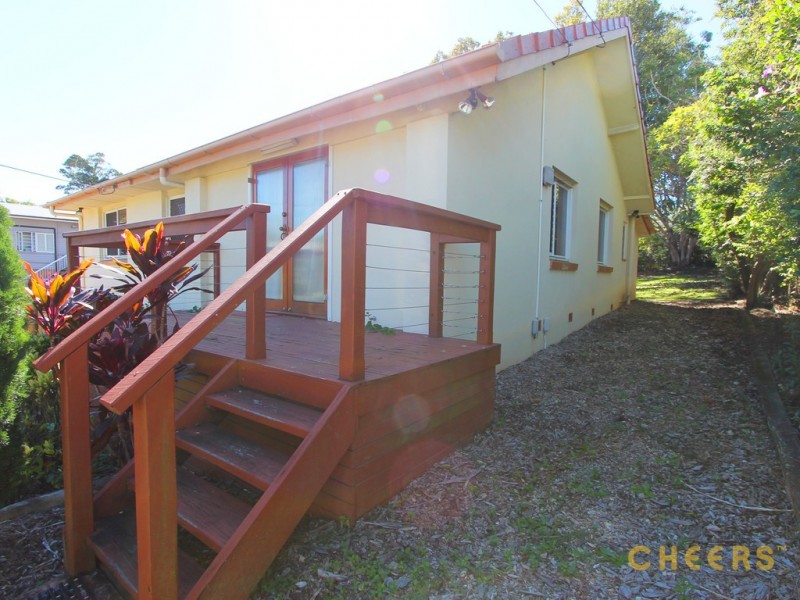 12 Greenmount Avenue, Holland Park QLD 4121