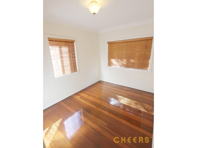 12 Greenmount Avenue, Holland Park QLD 4121