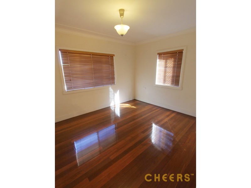 12 Greenmount Avenue, Holland Park QLD 4121