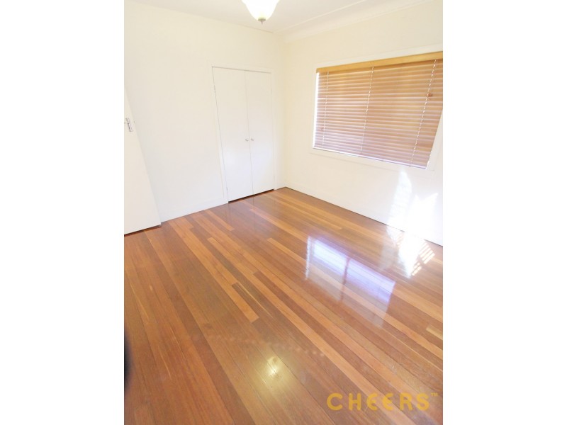 12 Greenmount Avenue, Holland Park QLD 4121