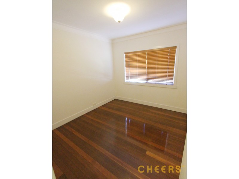 12 Greenmount Avenue, Holland Park QLD 4121