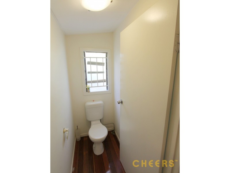 12 Greenmount Avenue, Holland Park QLD 4121