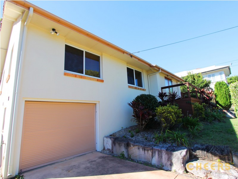 12 Greenmount Avenue, Holland Park QLD 4121