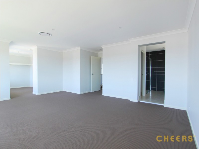 60 Lindeman Circuit, Pimpama QLD 4209