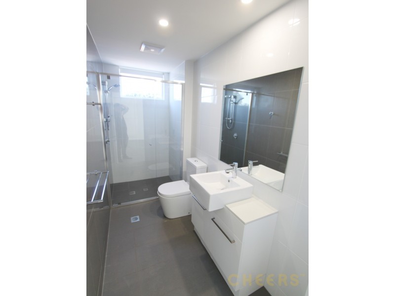 6 Land Street, Toowong QLD 4066