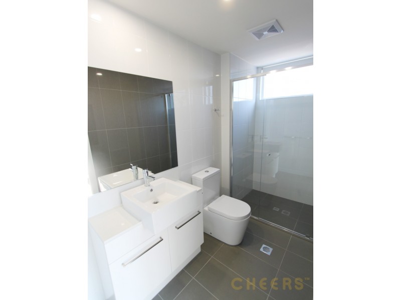 6 Land Street, Toowong QLD 4066