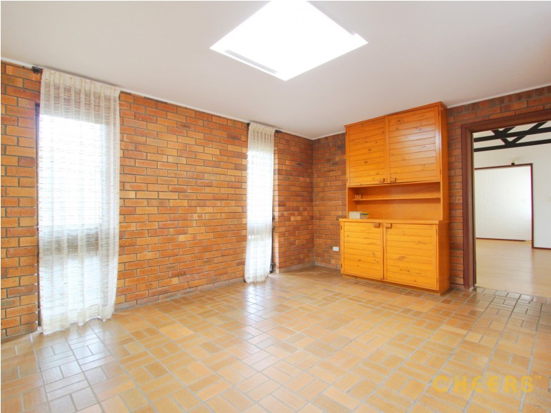 10 Faringdon Street, Robertson QLD 4109