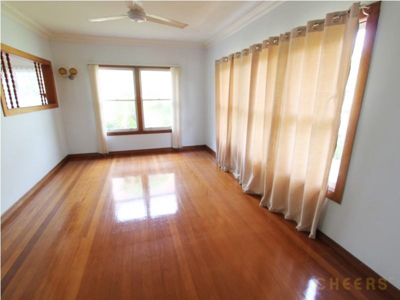 25 Alexandra Avenue, Taringa QLD 4068