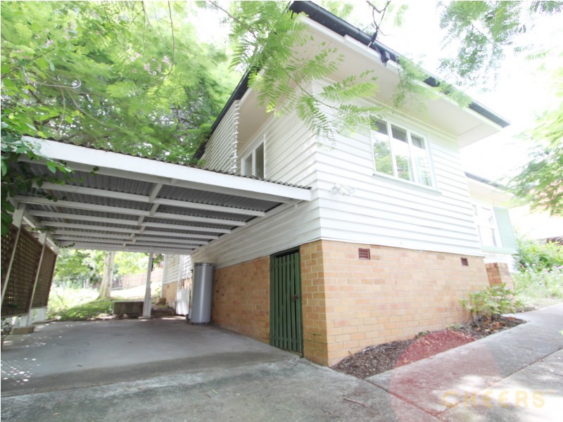 25 Alexandra Avenue, Taringa QLD 4068