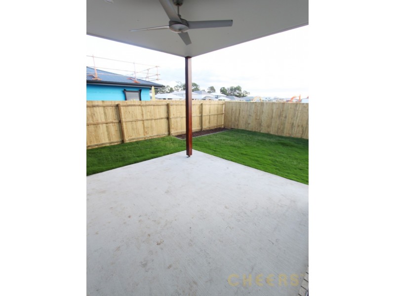 9 Miner Crescent, Pallara QLD 4110