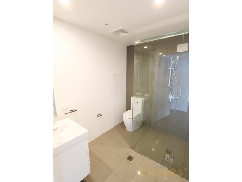 3031/37 Finnegan Street, Hamilton QLD 4007