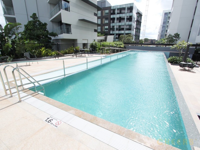 3031/37 Finnegan Street, Hamilton QLD 4007