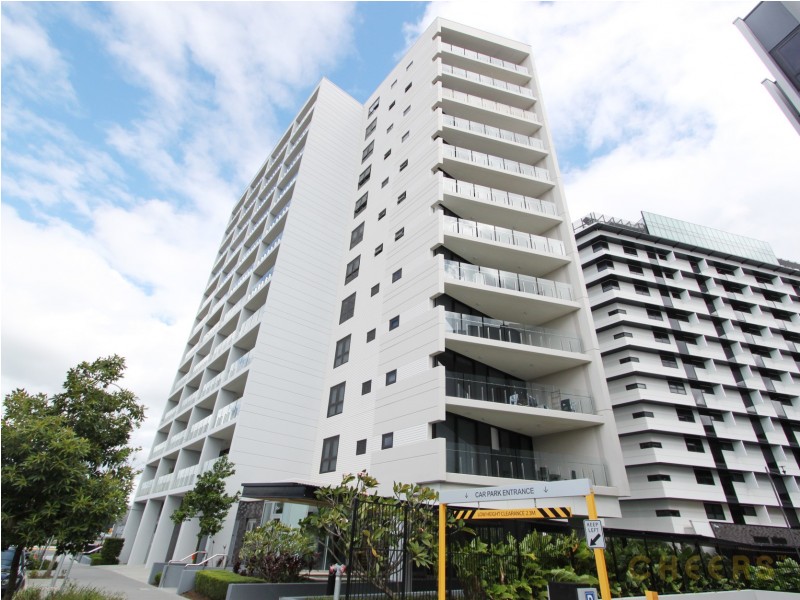3031/37 Finnegan Street, Hamilton QLD 4007