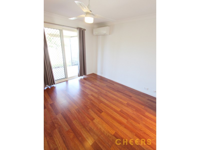 42 Orania Crescent, Calamvale QLD 4116