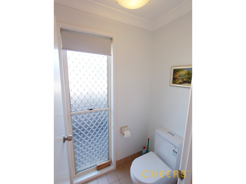 42 Orania Crescent, Calamvale QLD 4116