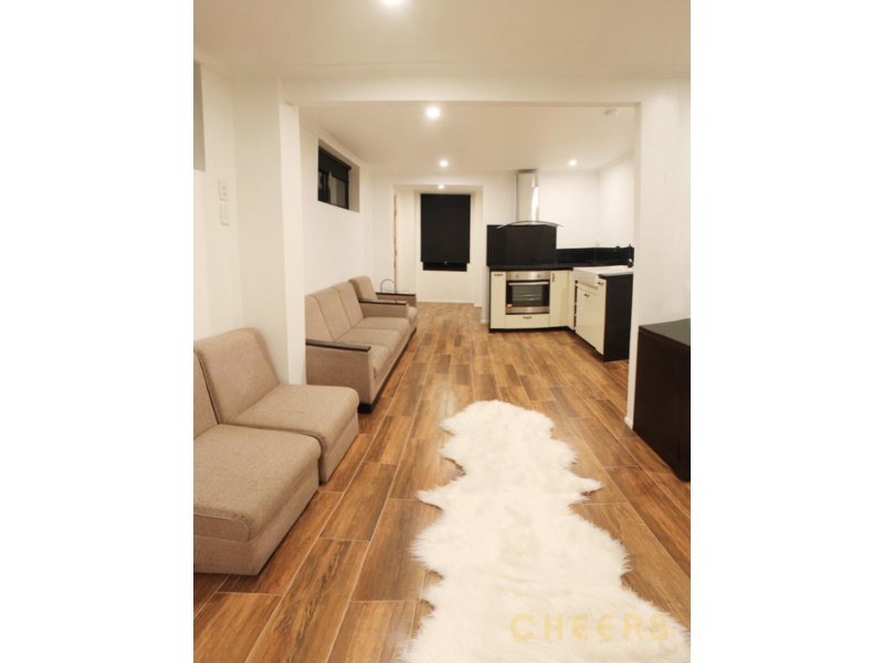 8 Bolwell Street, Runcorn QLD 4113