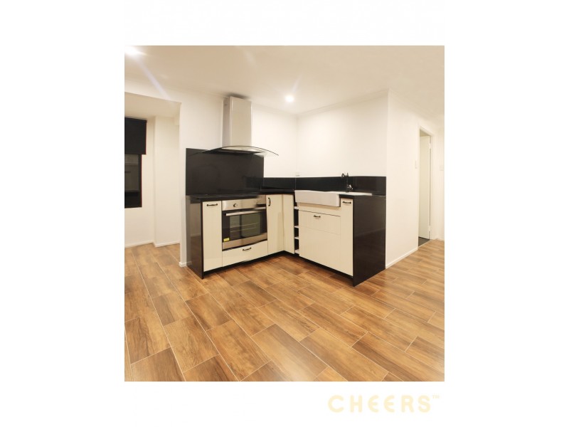 8 Bolwell Street, Runcorn QLD 4113