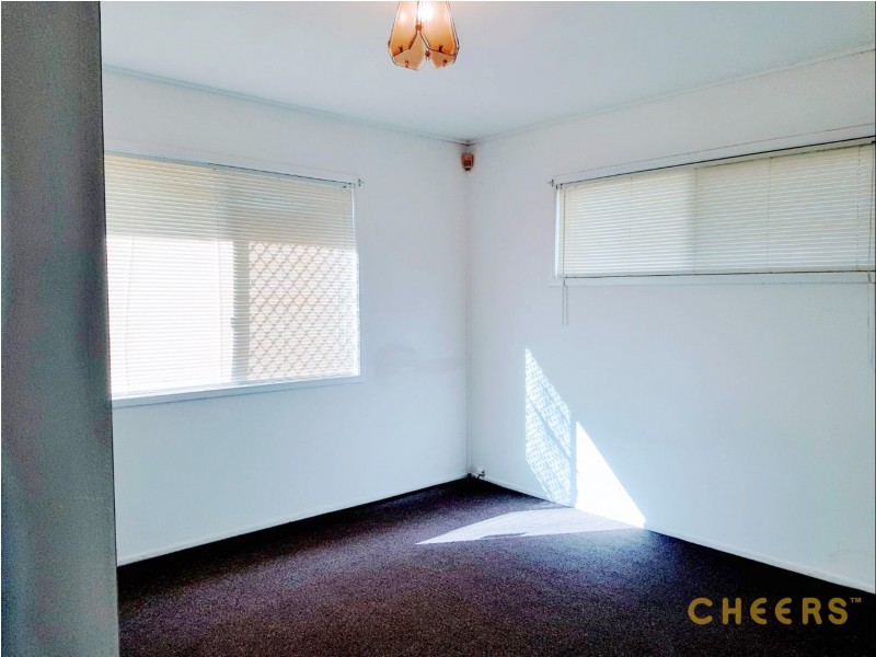 6 Brutus Street, Kingston QLD 4114