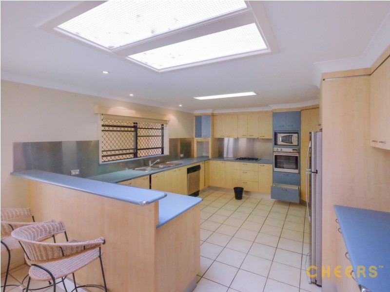 34 Faringdon Street, Robertson QLD 4109