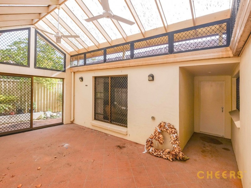 34 Faringdon Street, Robertson QLD 4109