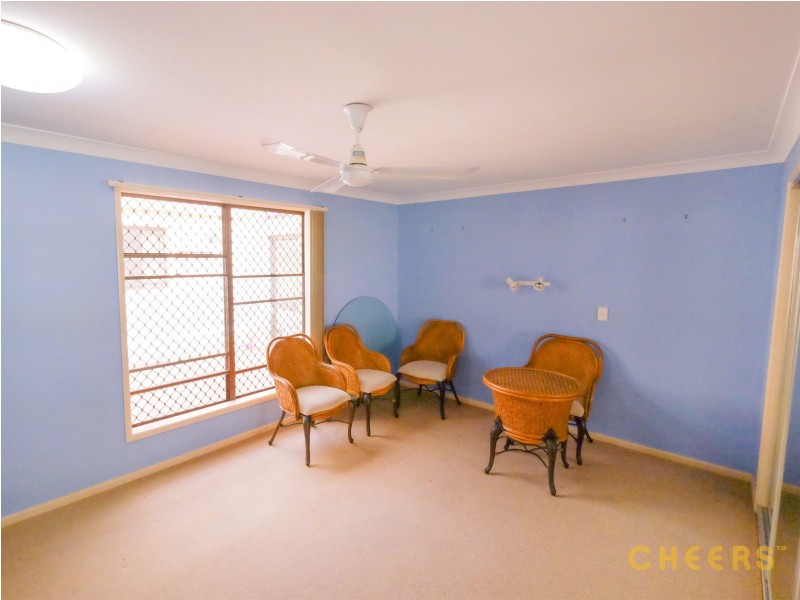 34 Faringdon Street, Robertson QLD 4109