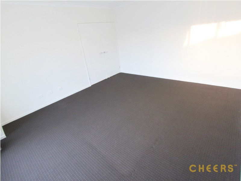 90 Cobblestone Avenue, Logan Reserve QLD 4133
