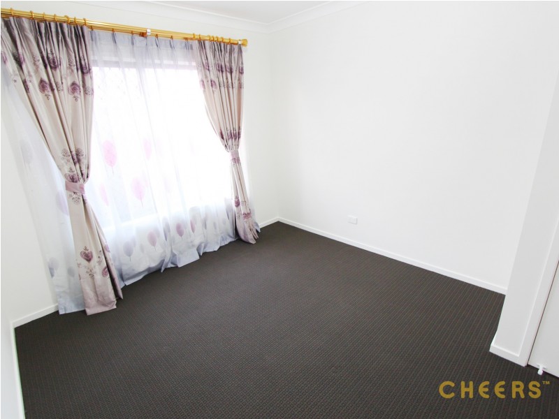 90 Cobblestone Avenue, Logan Reserve QLD 4133