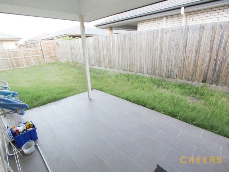 90 Cobblestone Avenue, Logan Reserve QLD 4133
