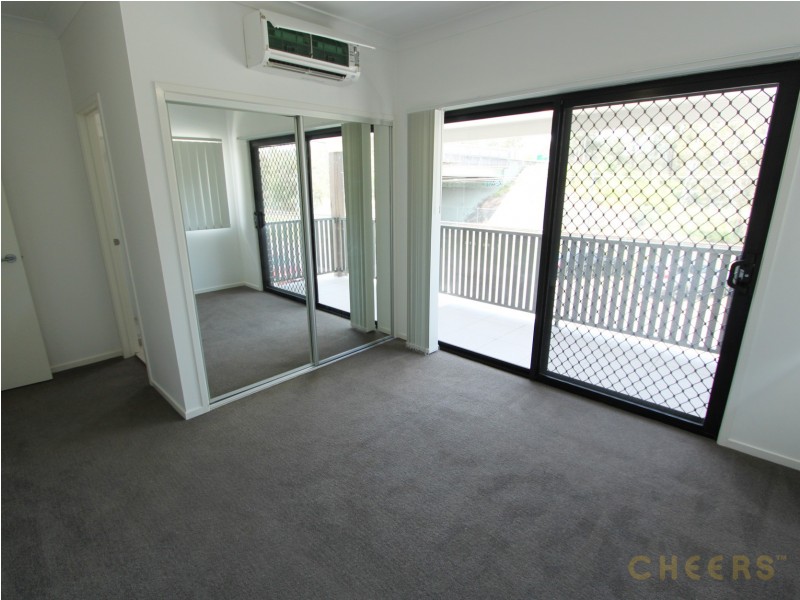 2/247 Aberdeen Parade, Boondall QLD 4034