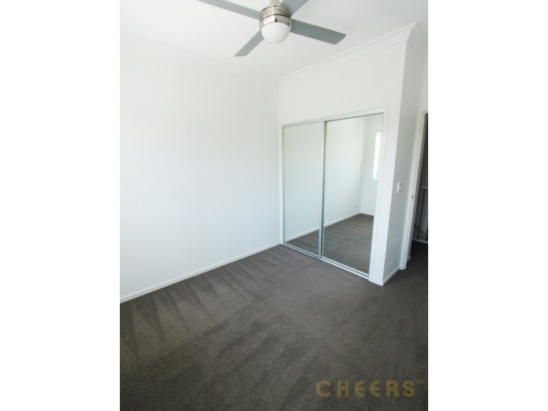 2/247 Aberdeen Parade, Boondall QLD 4034