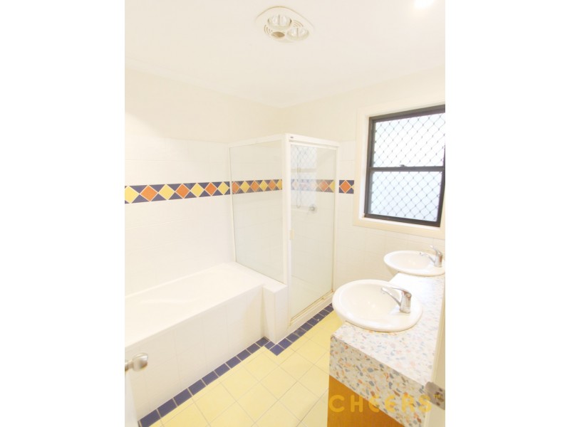 25 Devonlea Street, Eight Mile Plains QLD 4113